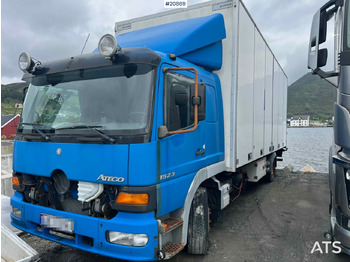 厢式卡车 MERCEDES-BENZ
