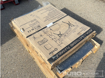 建筑设备 Pallet of Folding Table (2 of)：图2