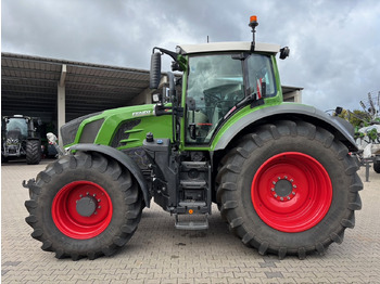 拖拉机 FENDT 826 Vario