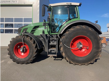 拖拉机 FENDT 826 Vario