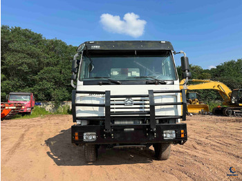 翻斗车 SINOTRUK HOWO