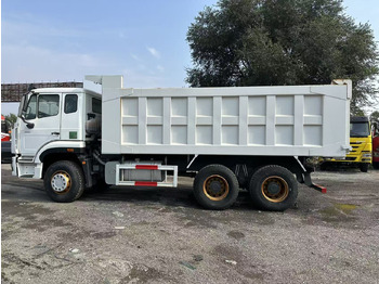 翻斗车 用于运输 散装材料 SINOTRUK HOHAN 400hp 6x4 tipper truck：图3