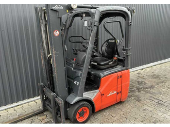 电动叉车 LINDE E12