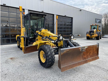 平路机 NEW HOLLAND