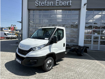 驾驶室底盘卡车 IVECO Daily 50c18