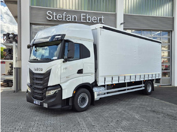 侧帘卡车 IVECO S-WAY