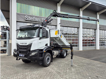 翻斗车 IVECO X-WAY
