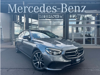旅行车 MERCEDES-BENZ