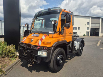 驾驶室底盘卡车 Unimog U 400 4x4 Fahrgestell Vario Pilot Zapfwelle LOF：图2