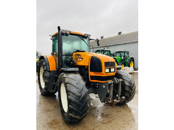 拖拉机 RENAULT Ares