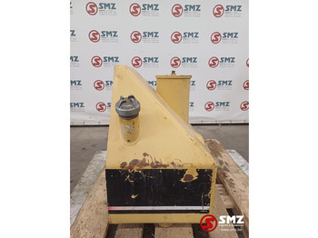 液压油箱 Caterpillar Occ hydraulische tank D6M Caterpillar：图2