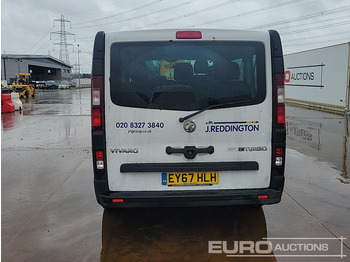 小型客车 2017 Vauxhall Vivaro：图4