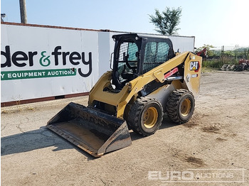 滑移装载机 CATERPILLAR