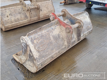 铲斗 Strickland 72" Ditching Bucket 65mm Pin to suit 13 Ton Excavator：图3