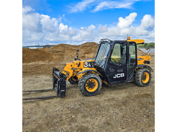伸缩臂叉装车 JCB