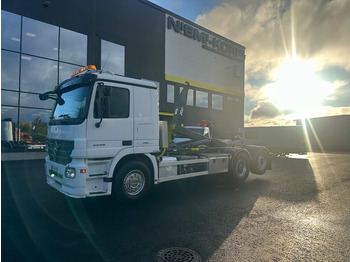 吊钩升降车 MERCEDES-BENZ Actros 2545