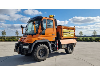 市政/ 专用车辆 UNIMOG U300