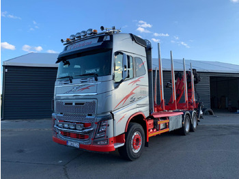 木材运输车 VOLVO FH16 650