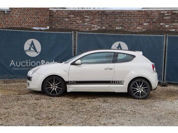 轿车 Alfa Romeo MiTo:图2 轿车 Alfa Romeo MiTo:图2