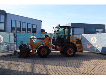 轮式装载机 CASE