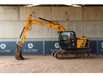 履带式挖掘机 JCB