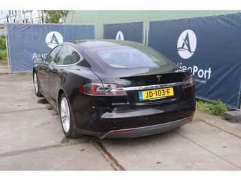 轿车 Tesla Model S：图4