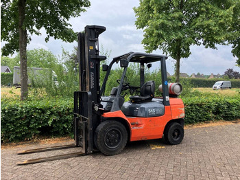 液化石油气叉车 TOYOTA FGF 30