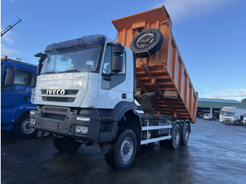 翻斗车 IVECO Trakker