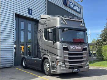 牵引车 SCANIA R 450