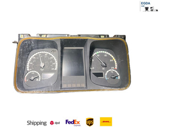 仪表板 MERCEDES-BENZ