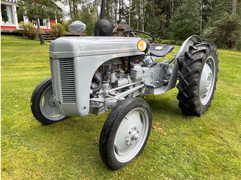 拖拉机 MASSEY FERGUSON