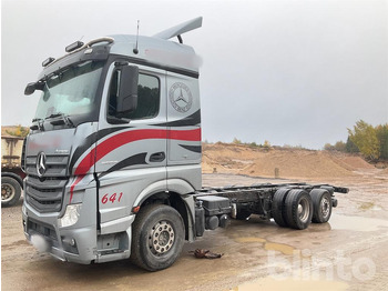 驾驶室底盘卡车 MERCEDES-BENZ Actros