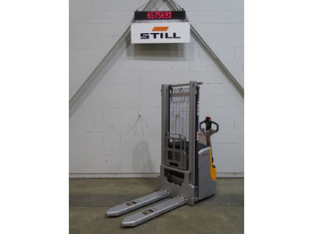 堆垛机 STILL