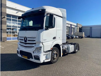牵引车 MERCEDES-BENZ Actros 1840