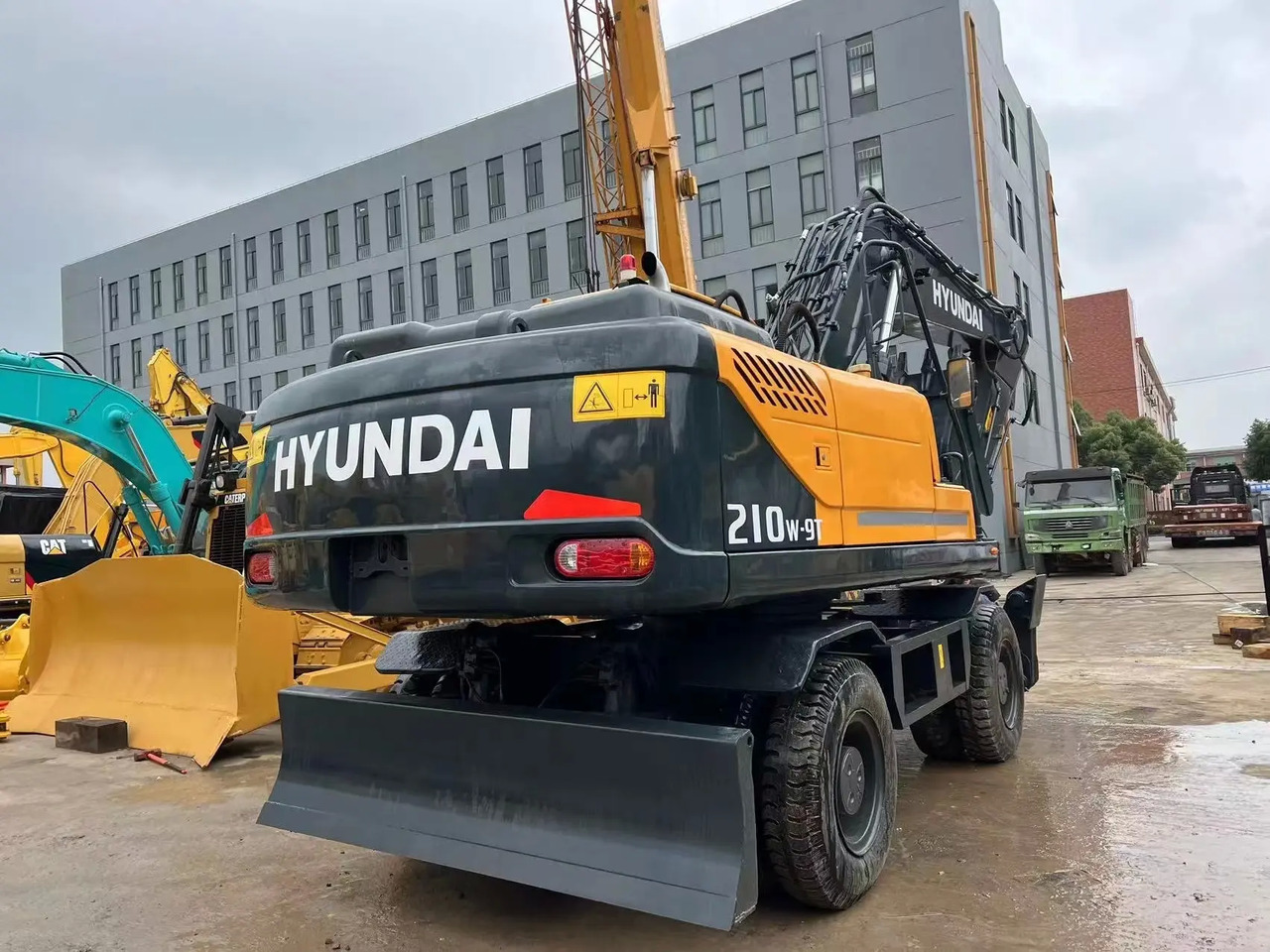 轮式挖掘机 hyundai wheel excavator 210W-9T used excavator wheel excavator for sale：图6