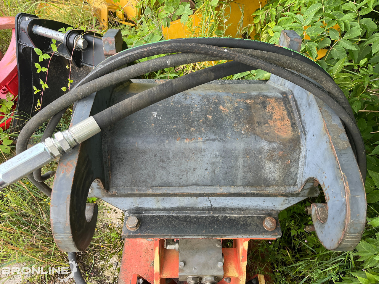 1999 Kenguru TL200 Vibratory plate - 振动板:图3 1999 Kenguru TL200 Vibratory plate - 振动板:图3