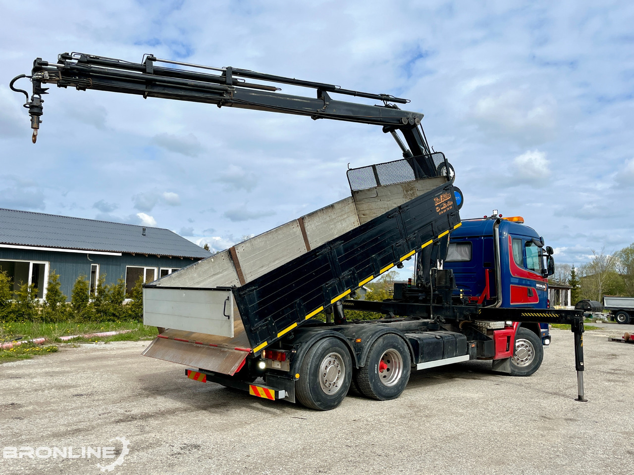 2002 SCANIA R114 6X2*4 Tipper+HIAB 166-e5 crane - 翻斗车, 起重车:图5 2002 SCANIA R114 6X2*4 Tipper+HIAB 166-e5 crane - 翻斗车, 起重车:图5