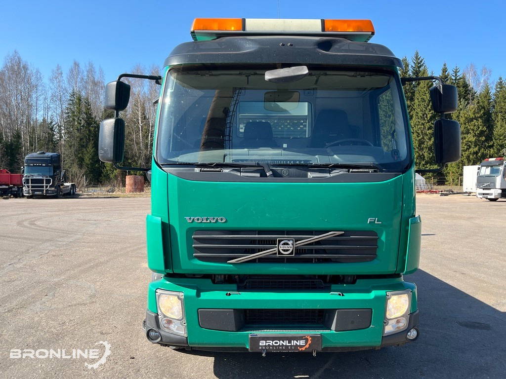 2010 VOLVO FL 260 Puksiir - 栏板式/ 平板卡车:图3 2010 VOLVO FL 260 Puksiir - 栏板式/ 平板卡车:图3