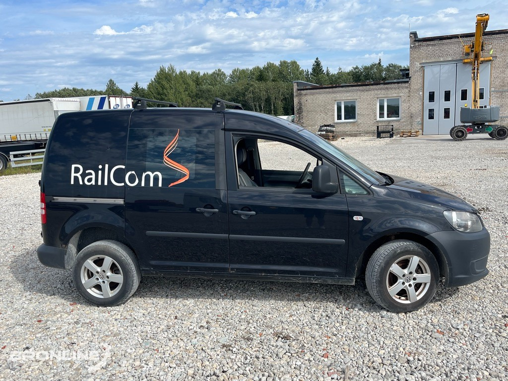 2011 Volkswagen Caddy 4x4 2.0 81kW - 汽车:图3 2011 Volkswagen Caddy 4x4 2.0 81kW - 汽车:图3