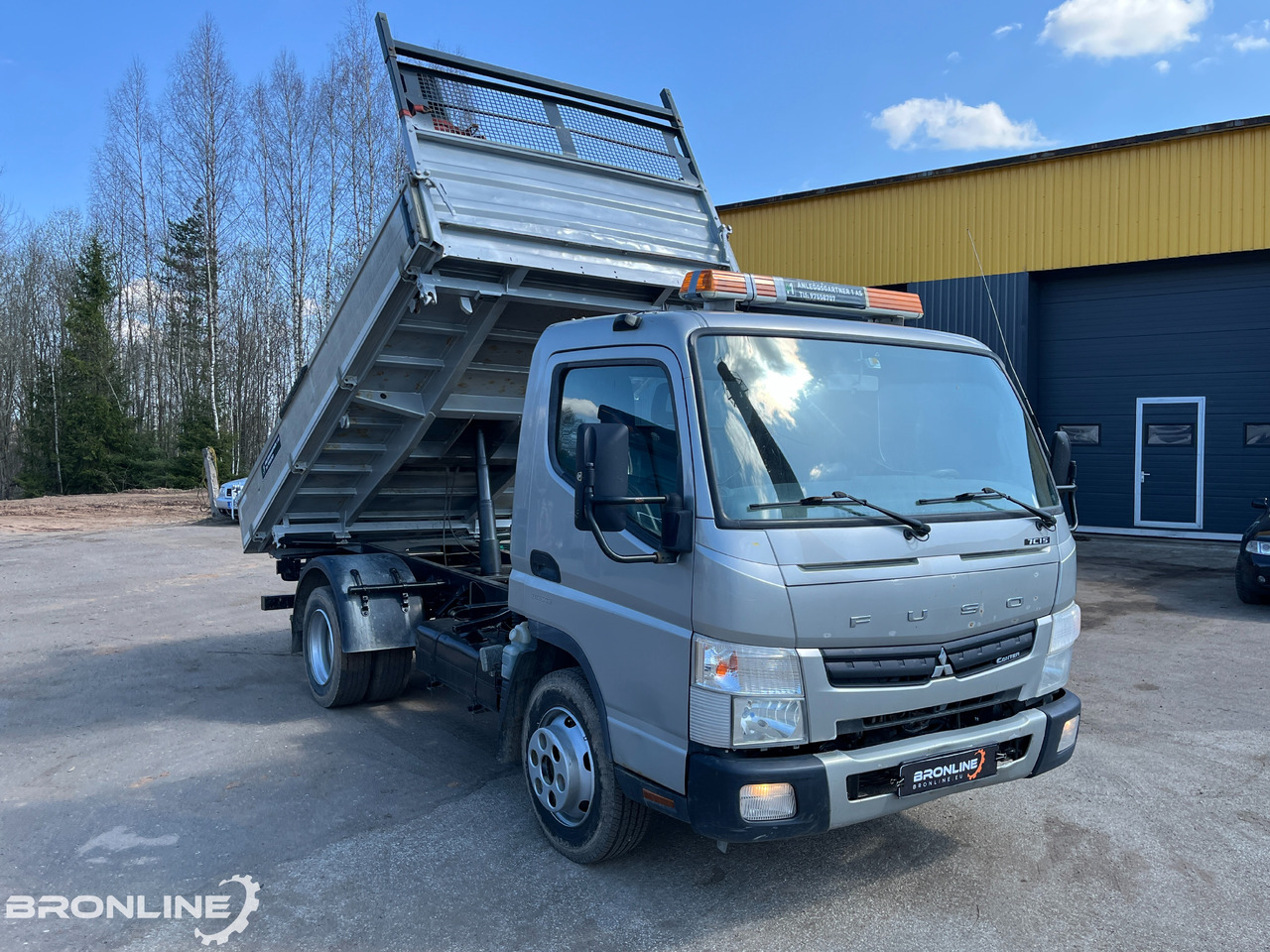 2013 Mitsubishi Fuso Canter 7C15 Tipper - 翻斗车:图1 2013 Mitsubishi Fuso Canter 7C15 Tipper - 翻斗车:图1