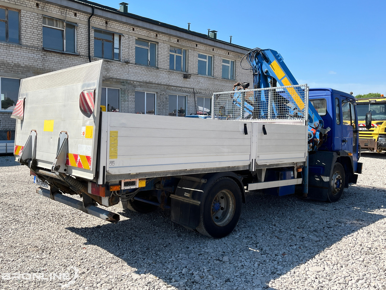 VOLVO FL611 + Palfinger PK 8200 - 栏板式/ 平板卡车, 起重车:图5 VOLVO FL611 + Palfinger PK 8200 - 栏板式/ 平板卡车, 起重车:图5