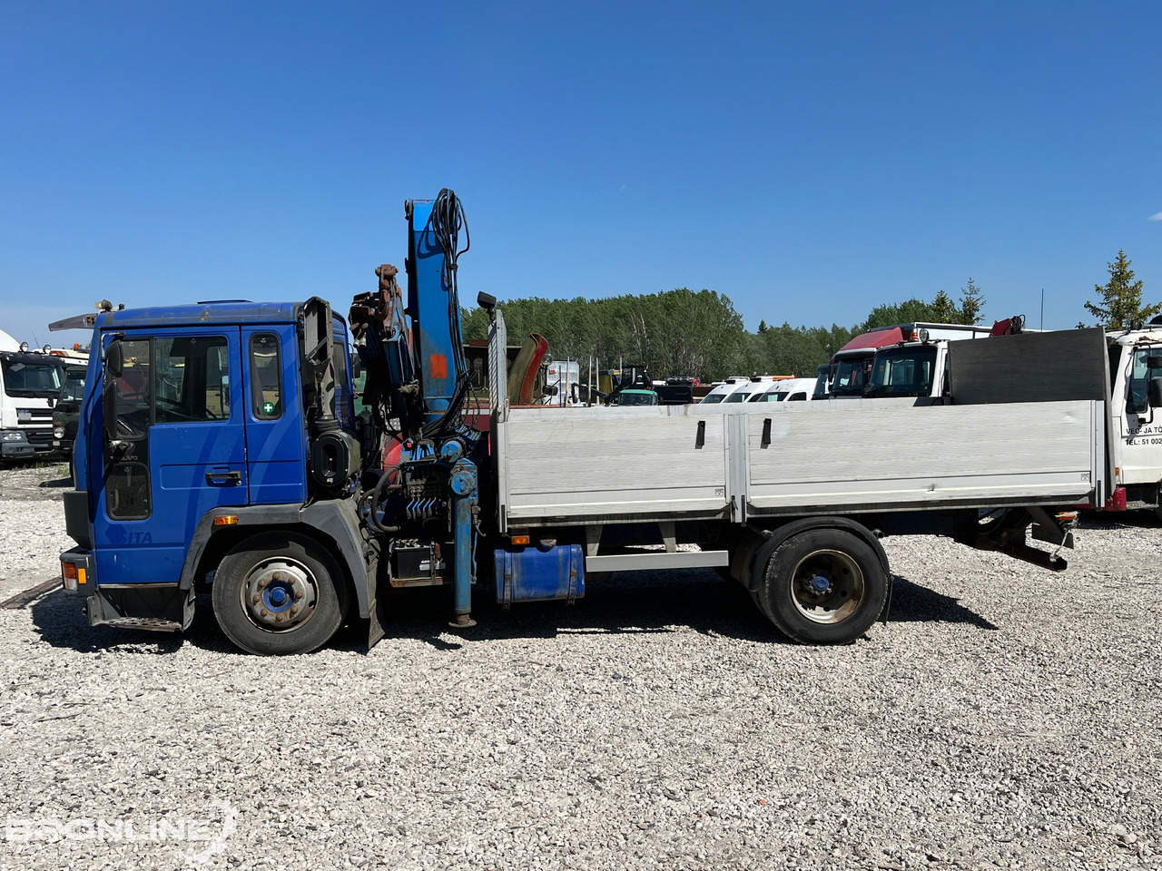 VOLVO FL611 + Palfinger PK 8200 - 栏板式/ 平板卡车, 起重车:图2 VOLVO FL611 + Palfinger PK 8200 - 栏板式/ 平板卡车, 起重车:图2