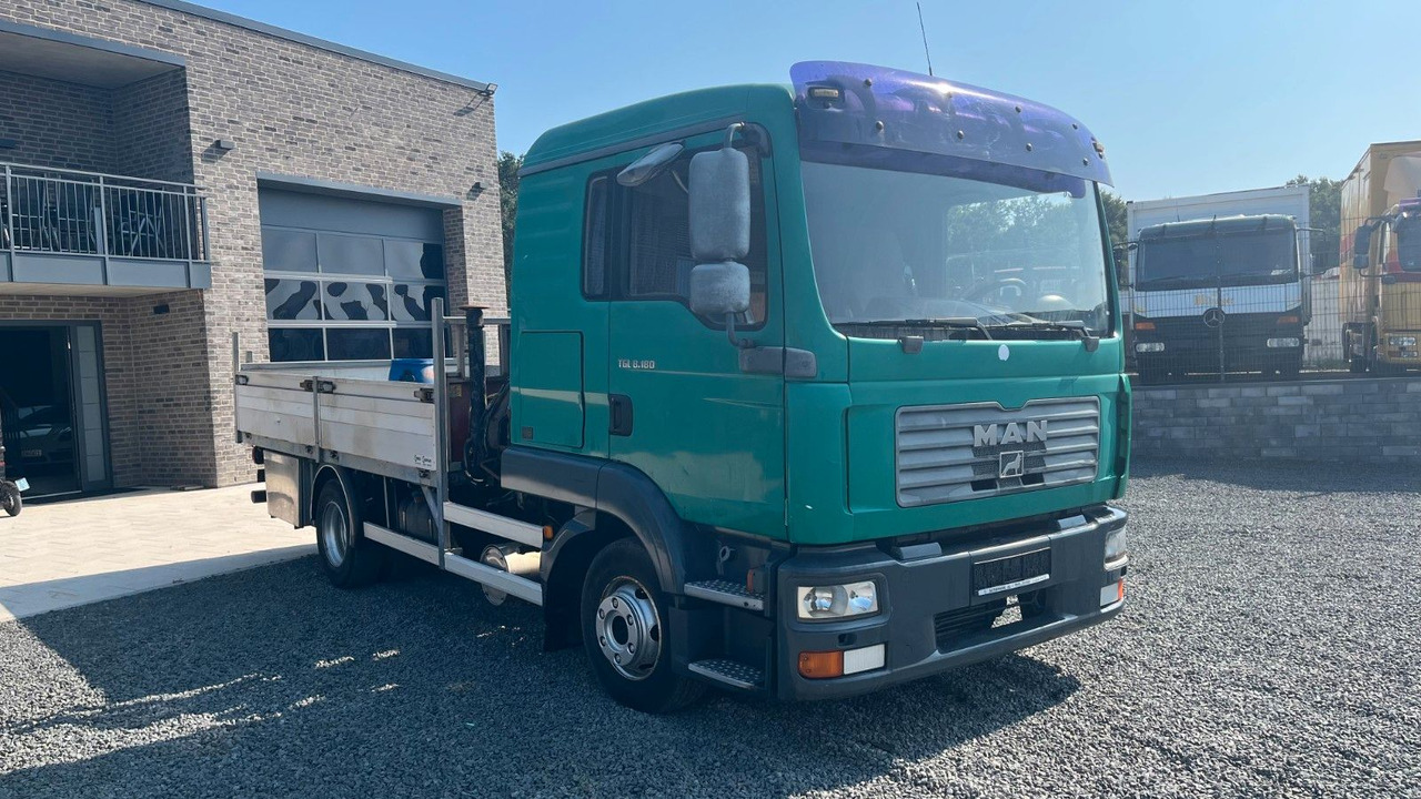 MAN TGL 8.180 4x2 Kran Hiab Tempomat MAN TGL 8.180 4x2 Kran Hiab Tempomat - 平板货车:图3 MAN TGL 8.180 4x2 Kran Hiab Tempomat MAN TGL 8.180 4x2 Kran Hiab Tempomat - 平板货车:图3