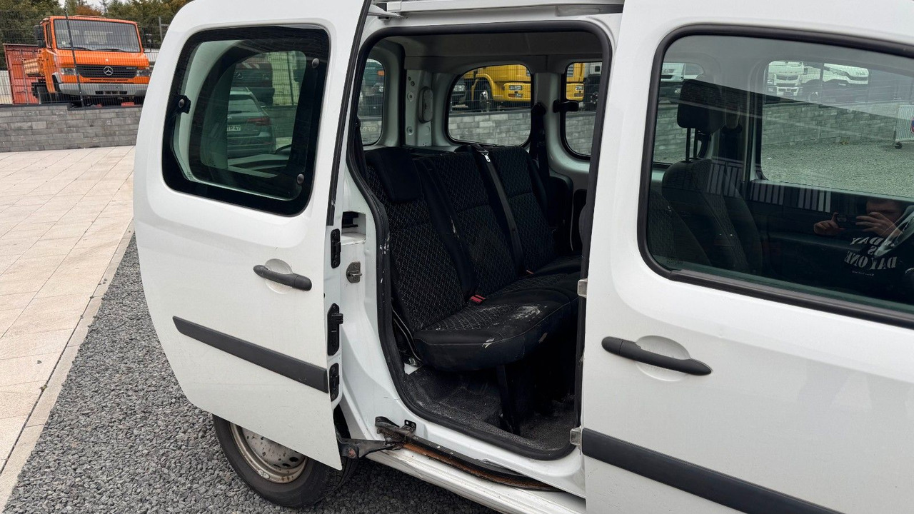 Renault Kangoo Mehrzweckfahrzeug 1.6 Benzin - 汽车:图4 Renault Kangoo Mehrzweckfahrzeug 1.6 Benzin - 汽车:图4