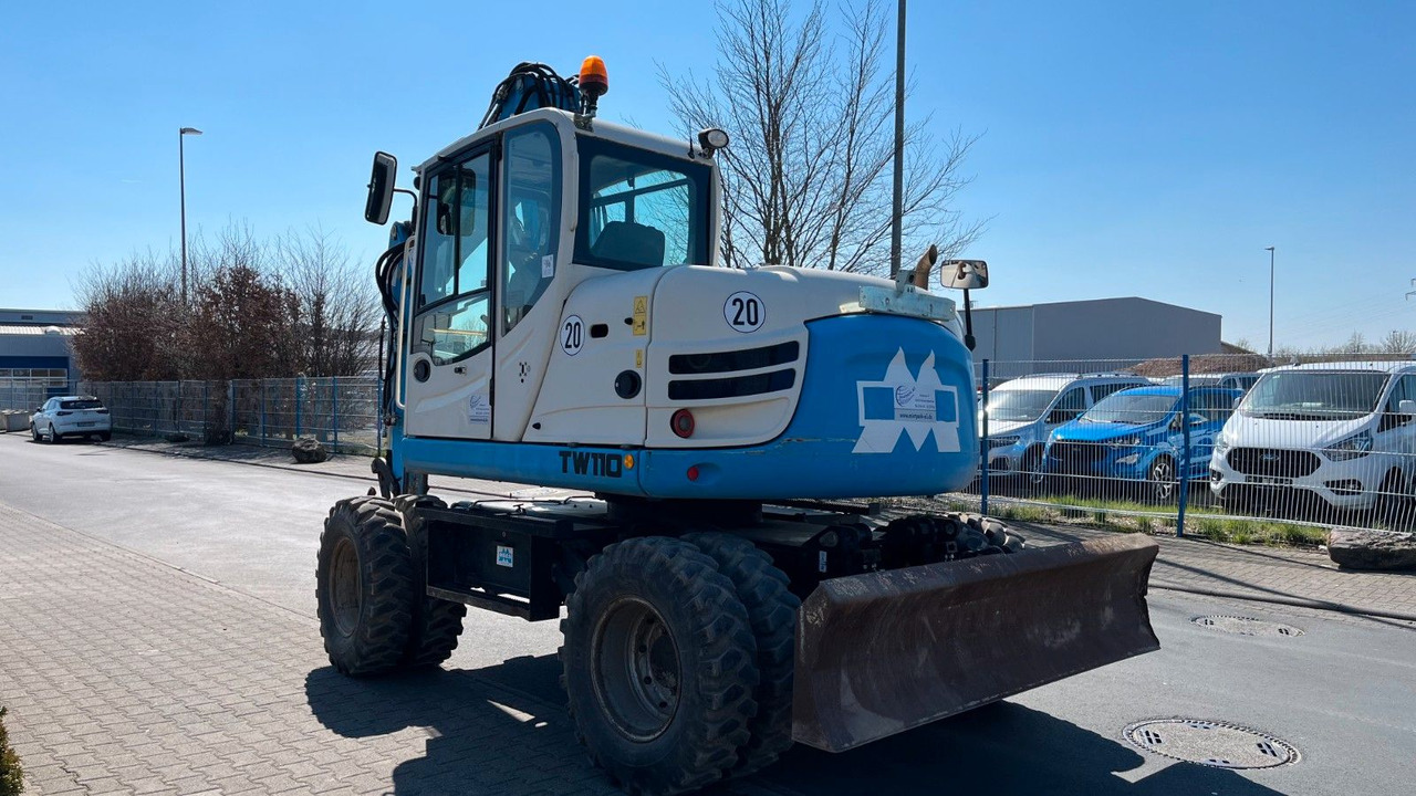 Terex TW110 Mobilbagger Verstellausleger 11000Kg - 轮式挖掘机:图3 Terex TW110 Mobilbagger Verstellausleger 11000Kg - 轮式挖掘机:图3