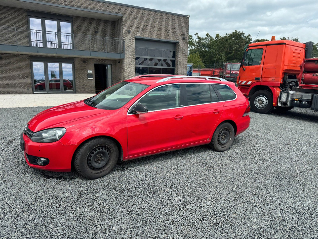 Volkswagen Golf VI Variant Style BlueMotion - 汽车:图2 Volkswagen Golf VI Variant Style BlueMotion - 汽车:图2