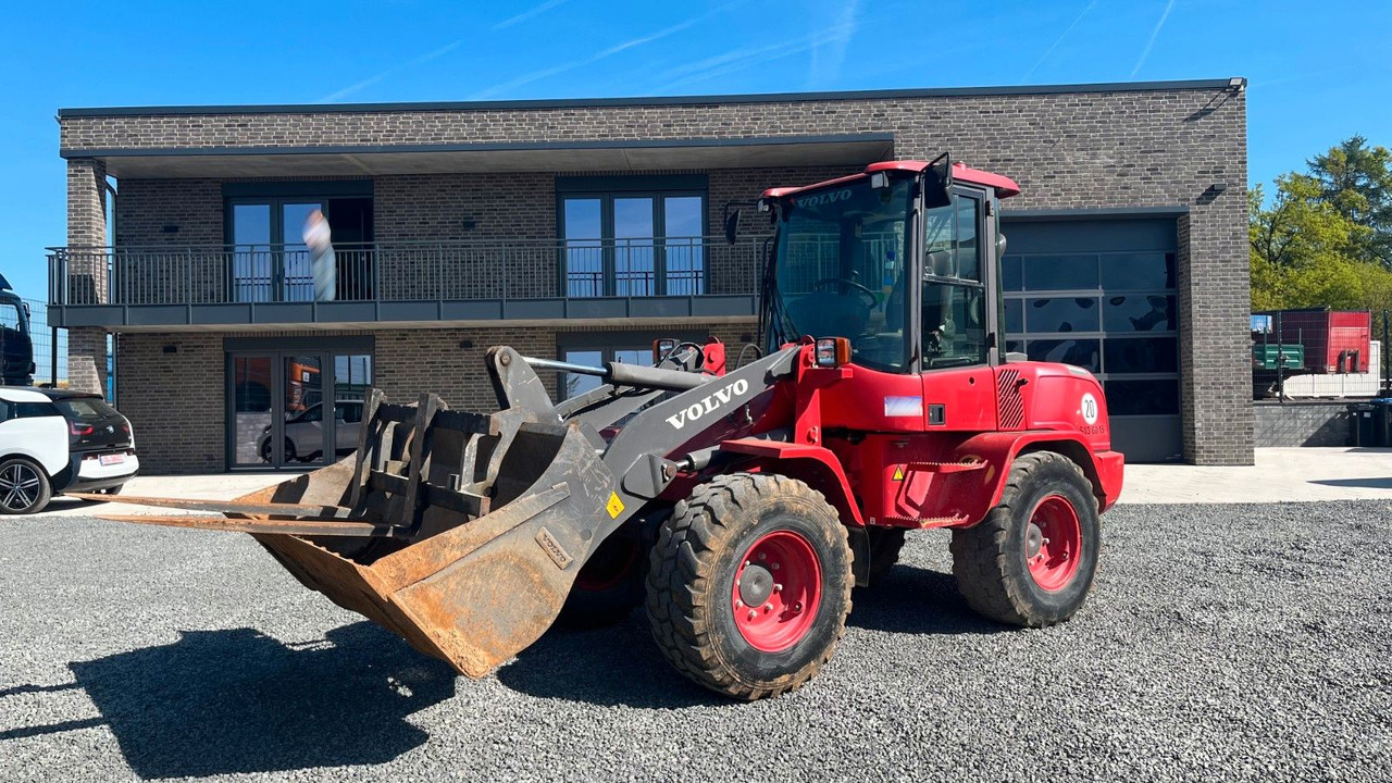 Volvo L35G Radlader 7200 Kg Schaufel Gabel Volvo L35G Radlader 7200 Kg Schaufel Gabel - 轮式装载机:图2 Volvo L35G Radlader 7200 Kg Schaufel Gabel Volvo L35G Radlader 7200 Kg Schaufel Gabel - 轮式装载机:图2
