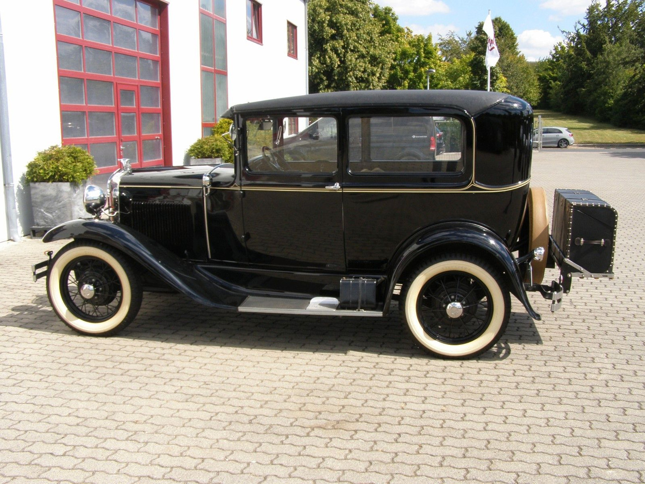 Ford MODELL A / TUDOR + H-Kennzeichen - 轿车:图3 Ford MODELL A / TUDOR + H-Kennzeichen - 轿车:图3