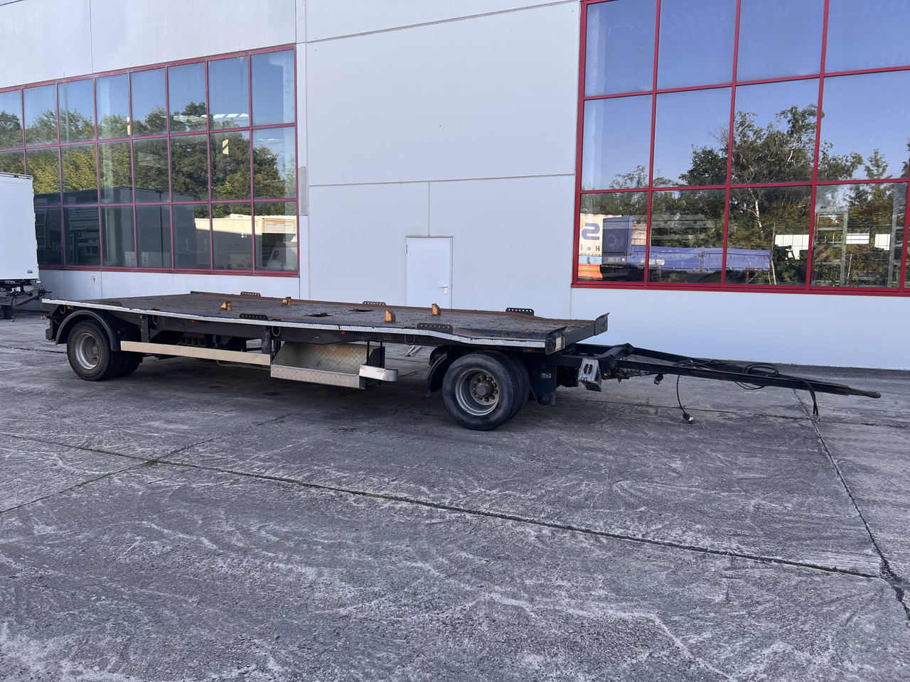 Dinkel DAC 18000 2 Achs Kombi- Anhänger für Abroll- oder Absetzmulden oder Tieflader - 集装箱运输车/ 可拆卸车身的拖车:图1 Dinkel DAC 18000 2 Achs Kombi- Anhänger für Abroll- oder Absetzmulden oder Tieflader - 集装箱运输车/ 可拆卸车身的拖车:图1