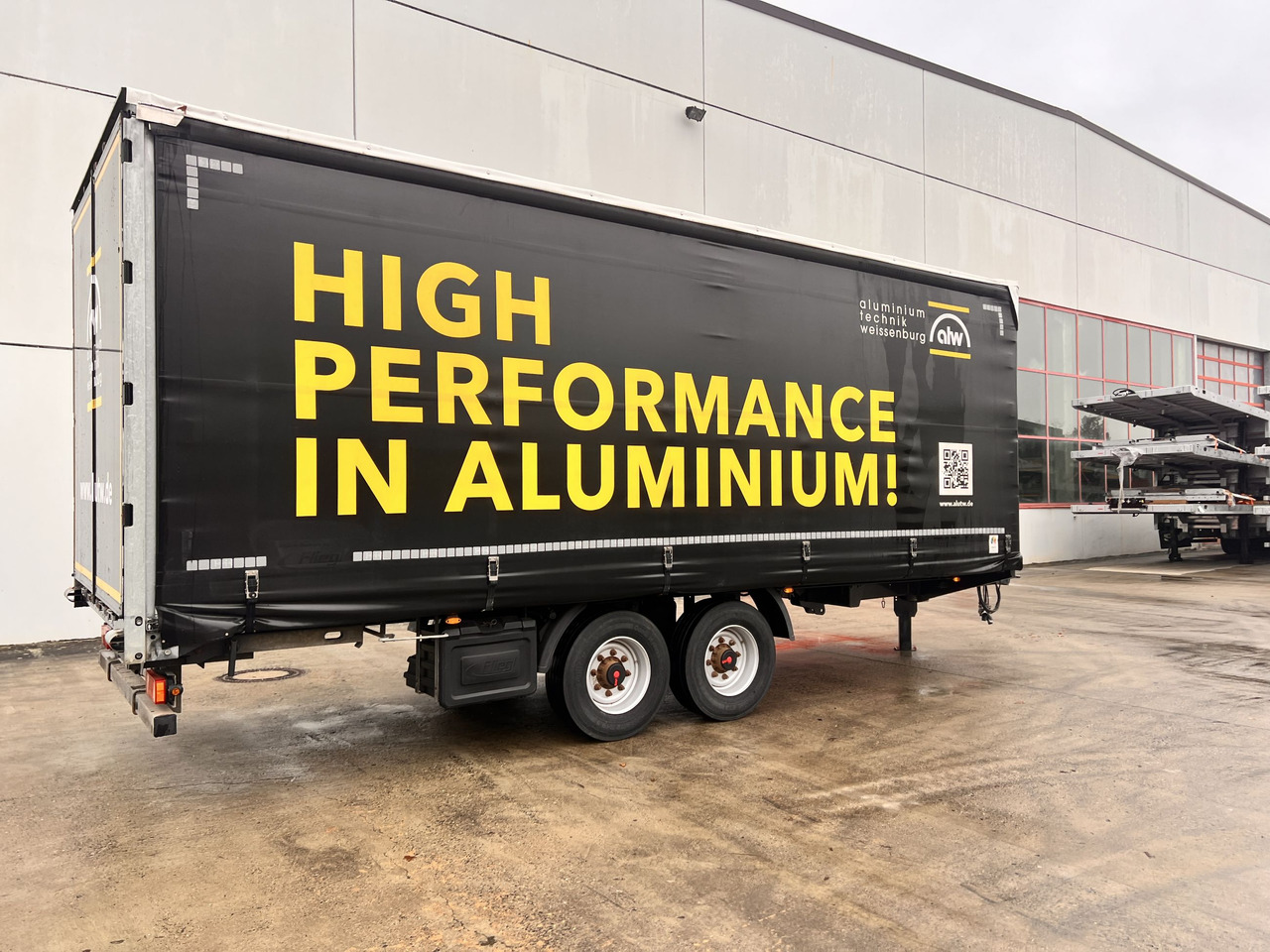 Fliegl TPS135 13,5 t Tandemplanenanhänger, neuwertig - 侧帘拖车:图4 Fliegl TPS135 13,5 t Tandemplanenanhänger, neuwertig - 侧帘拖车:图4